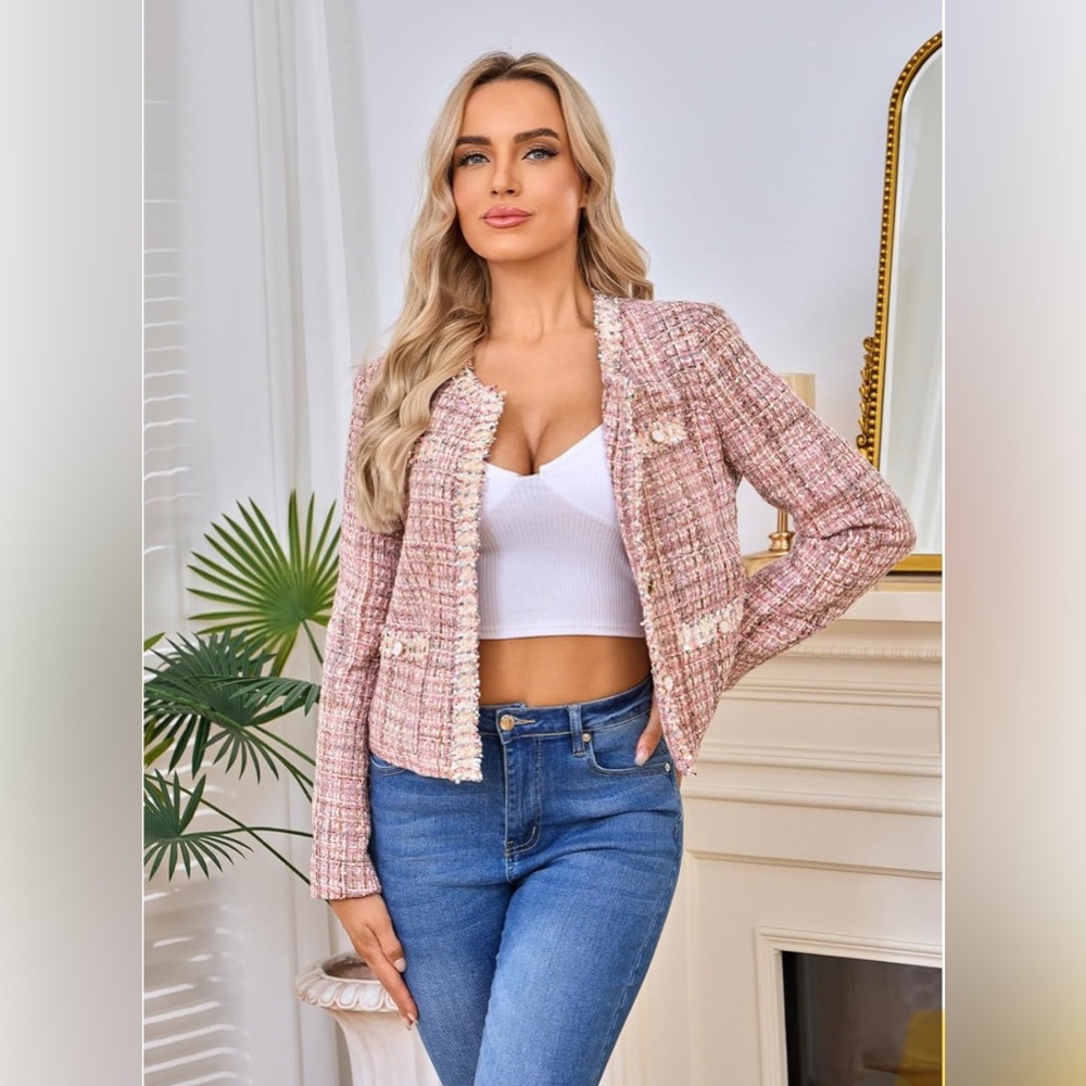 Elegant Pink Tweed Blazer - Picture 2 of 2